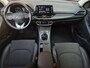Hyundai i30 1.0 T-GDi MHEV Comfort Smart / Dealer onderhouden / Fabrieksgarantie tot 09-2028 / Navigatie d.m.v. Apple carplay/Android auto / Stuur- & Stoelverwarming / Achteruitrijcamera / Cruise control / Keyless Entry/Start / Climate control /