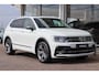 Volkswagen Tiguan Allspace 2.0 TDI 150pk DSG Highline Business R-line 7p. | Panoramadak | Navigatie | PDC | Stoelverwarming
