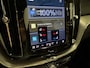 Volvo XC60 2.0 B5 R-Design / Massage / 360 camera / Luchtvering / Trekhaak / Harman&Kardon