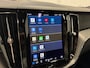 Volvo XC60 2.0 B5 R-Design / Massage / 360 camera / Luchtvering / Trekhaak / Harman&Kardon