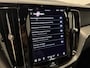 Volvo XC60 2.0 B5 R-Design / Massage / 360 camera / Luchtvering / Trekhaak / Harman&Kardon