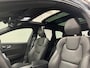 Volvo XC60 2.0 B5 R-Design / Massage / 360 camera / Luchtvering / Trekhaak / Harman&Kardon