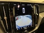 Volvo XC60 2.0 B5 R-Design / Massage / 360 camera / Luchtvering / Trekhaak / Harman&Kardon