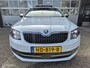 Skoda Octavia Combi 1.4 SCHUIFKANTELDAK XENON PDC NAP NAVI