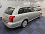Toyota Avensis Wagon 1.8 VVTi Linea Terra / NAP / NETTE AUTO / RIJDT SCHAKELT GOED