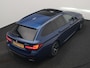 BMW 5-Serie Touring 530e M Sport PHEV 293pk Dealer O.H. | Panodak | Adaptive Cruise | 360 Camera | Harman / Kardon | Lederen Comfortzetels Memory & Verwarmd | Adaptive LED | Apple Carplay | Blis | Sfeerverlichting | Navigatie | DAB | Plug In Hybrid |