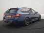BMW 5-Serie Touring 530e M Sport PHEV 293pk Dealer O.H. | Panodak | Adaptive Cruise | 360 Camera | Harman / Kardon | Lederen Comfortzetels Memory & Verwarmd | Adaptive LED | Apple Carplay | Blis | Sfeerverlichting | Navigatie | DAB | Plug In Hybrid |