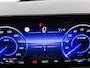 Mercedes-Benz EQA 250+ Business Solution AMG 71 kWh | Premium pakket | Nightpakket | Smartphone integratie | GUARD 360° Plus | Panoramaschuifdak | 360° camera | Sierdelen Star Pattern |
