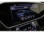 Audi A6 Avant 55 TFSI e quattro S Competition / RS6 Look / S Line / Maxton Design Bodykit V.2 / Panoramadak / Matrix LED / Stoelverwarming voor + achter / Apple Carplay - Android Auto / 21'' Vossen Look / Achteruitrijcamera / Dodehoek detectie / Audi Sound System / Draadloze telefoonlader / Elektr. achterklep