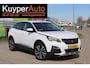 Peugeot 3008 1.2 PureTech Blue Lease Premium carplay trekhaak leder