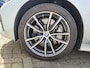 BMW 3-Serie 330e Business Edition Plus Sportline | Harman Kardon | Stoelverwarming | Digital Dashboard | Led