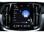 Volvo V60 T6 Plug-in hybrid AWD Plus Dark | Trekhaak | All-Season Banden | Harman/Kardon Premium Geluidssysteem | Adaptieve Cruise Control | Pilot Assist | Elektrische Achterklep | Keyless Entry | Elektrisch Verwarmbare Voorruit |Stuurverwarming | Stoelverwarming Voor- en Achter | Nappa Leder/Open Grid Textiel Bekleding | 18 Inch Lichtmetalen Velgen