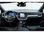 Volvo V60 T6 Plug-in hybrid AWD Plus Dark | Trekhaak | All-Season Banden | Harman/Kardon Premium Geluidssysteem | Adaptieve Cruise Control | Pilot Assist | Elektrische Achterklep | Keyless Entry | Elektrisch Verwarmbare Voorruit |Stuurverwarming | Stoelverwarming Voor- en Achter | Nappa Leder/Open Grid Textiel Bekleding | 18 Inch Lichtmetalen Velgen