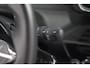 Peugeot 2008 1.2 Hybrid 136 Style | Apple Carplay | Parkeersensoren | Climate control