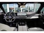 BMW 5-Serie Touring 550e xDrive | M Sportpakket Pro | Driving Assistant Professional | Panoramadak | Innovation Pack | Trekhaak | Bowers & Wilkins Surround Sound System | Parking Assistant Professional | Stoelventilatie |