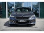 BMW 5-Serie Touring 550e xDrive | M Sportpakket Pro | Driving Assistant Professional | Panoramadak | Innovation Pack | Trekhaak | Bowers & Wilkins Surround Sound System | Parking Assistant Professional | Stoelventilatie |