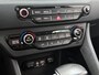 Kia Niro Hybrid 1.6 GDi DynamicLine | NAVIGATIE | ACHTERUITRIJCAMERA | HALF LEDER | TREKHAAK | APPLE CARPLAY |