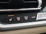 BMW 3-Serie Touring 330e Business Edition Plus SPORTSTOELEN / FULL LED / SOH 89% / CARPLAY / DAB+ / CREME LEDER / STOELVERW / ELEK KOFFERKLEP / NL-AUTO