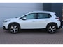 Peugeot 2008 1.2 PureTech Allure TREKHAAK - NAVIGATIE