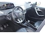 Peugeot 2008 1.2 PureTech Allure TREKHAAK - NAVIGATIE