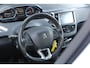 Peugeot 2008 1.2 PureTech Allure TREKHAAK - NAVIGATIE