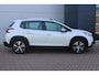 Peugeot 2008 1.2 PureTech Allure TREKHAAK - NAVIGATIE