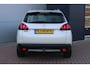 Peugeot 2008 1.2 PureTech Allure TREKHAAK - NAVIGATIE