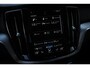 Volvo V60 2.0 T6 Twin Engine AWD Momentum Pro | Head-up display | Verwarmbaar stuurwiel | Verwarmbare voorstoelen en achterbank | 360 graden camera | Dode hoek herkenning | Adaptieve cruise controle | Keyless entrty |