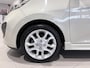 Kia Picanto 1.2 CVVT ISG Super Pack Electronic Climate Controle | Start/stop systeem | LED Dagrijverlichting | Lichtmetalen Velgen 14" | Bluetooth Telefoonverbinding | Start/Stop Systeem