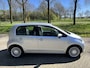Volkswagen Up! 1.0 high up! BlueMotion | AIRCO | BLUETOOTH | LM 15" | NAVI