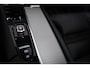 Volvo XC90 2.0 T8 Recharge AWD Ultimate Dark | LUCHTVERING | PANORAMADAK | ACHTERBANKVERWARMING | BOWER & WILKINS | HEAD UP | 360 CAMRA | TREKHAAK | 22"