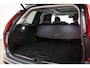 Volvo XC90 2.0 T8 Recharge AWD Ultimate Dark | LUCHTVERING | PANORAMADAK | ACHTERBANKVERWARMING | BOWER & WILKINS | HEAD UP | 360 CAMRA | TREKHAAK | 22"