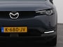 Mazda MX-30 e-SkyActiv 145 First Edition 36 kWh | CAMERA | ADAPTIVE | HUD | STOELVERWARMING