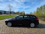 Ford Focus Wagon 1.0 Trend 1e eigenaar dealer onderhouden cruis control parkeer sensor airco cv op afs elektrische ramen