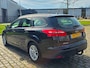 Ford Focus Wagon 1.0 Trend 1e eigenaar dealer onderhouden cruis control parkeer sensor airco cv op afs elektrische ramen