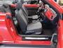 Volkswagen Beetle Cabriolet 1.2 TSI Design BMT Airco-ecc Fender Extra meters NL-auto Navigatie PDC NAP Elektrische kap 18 inch Twister velgen Nieuwe remmen achter boekjes aanwezig