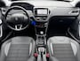 Peugeot 2008 1.2 PureTech Allure | Automaat | Trekhaak | Distributieriem vervangen| Parkeersensoren | Climate Control