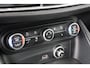 Alfa Romeo Stelvio 2.0 T AWD Sprint | Panoramadak | Ledere bekleding | Trekhaak | Cruise control adaptief | Camera | Sportstoelen |