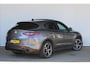 Alfa Romeo Stelvio 2.0 T AWD Sprint | Panoramadak | Ledere bekleding | Trekhaak | Cruise control adaptief | Camera | Sportstoelen |
