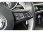Alfa Romeo Stelvio 2.0 T AWD Sprint | Panoramadak | Ledere bekleding | Trekhaak | Cruise control adaptief | Camera | Sportstoelen |