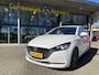 Mazda 2 1.5 Skyactiv-G Luxury | AUTOMAAT | AIRCO | CARPLAY | CRUISE | LANE ASSIST | NAVI | PDC ACHTER | STOELVERW.