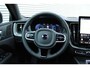 Volvo XC60 T6 Plug-in hybrid AWD Plus Black Edition | | Panoramadak | Verwarmbare voorstoelen+achterbank | 360 graden camera | Adaptieve cruise control | Premium audio by Harman Kardon | Elektrische achterklep |