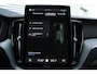 Volvo XC60 T6 Plug-in hybrid AWD Plus Black Edition | | Panoramadak | Verwarmbare voorstoelen+achterbank | 360 graden camera | Adaptieve cruise control | Premium audio by Harman Kardon | Elektrische achterklep |