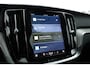 Volvo V60 2.0 T6 Plug-in hybrid AWD Plus Dark | Stoel 4 & Stuur Verwarming | achteruitrijcamera | Memory | 19" |