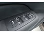 Volvo V60 2.0 T6 Plug-in hybrid AWD Plus Dark | Stoel 4 & Stuur Verwarming | achteruitrijcamera | Memory | 19" |