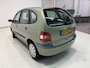 Renault Scenic 1.6-16V