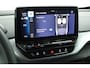 Volkswagen ID.4 Pure 52 kWh SOH 92% Trekhaak Navigatie Parkeersensoren Adaptive Cruise Apple CarPlay/Android Auto