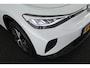 Volkswagen ID.4 Pure 52 kWh SOH 92% Trekhaak Navigatie Parkeersensoren Adaptive Cruise Apple CarPlay/Android Auto