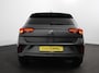 Volkswagen T-Roc 1.5 TSI DSG R-Line + Design pakket Black Automaat Panorama dak Navigatie Apple Carplay/Android Auto Climate control LED Adaptieve cruise control