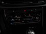 Volkswagen T-Roc 1.5 TSI DSG R-Line + Design pakket Black Automaat Panorama dak Navigatie Apple Carplay/Android Auto Climate control LED Adaptieve cruise control